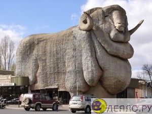 Музей породы овец меринос Новом Южном Уэльсе мериносов (The Big Merino), построен в 1985 год